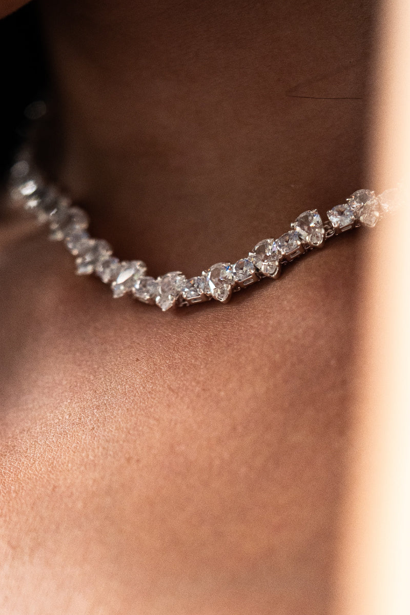 The Bold Teardrops Tennis