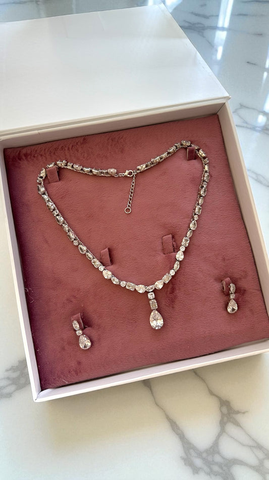 Mix Stoned Necklace