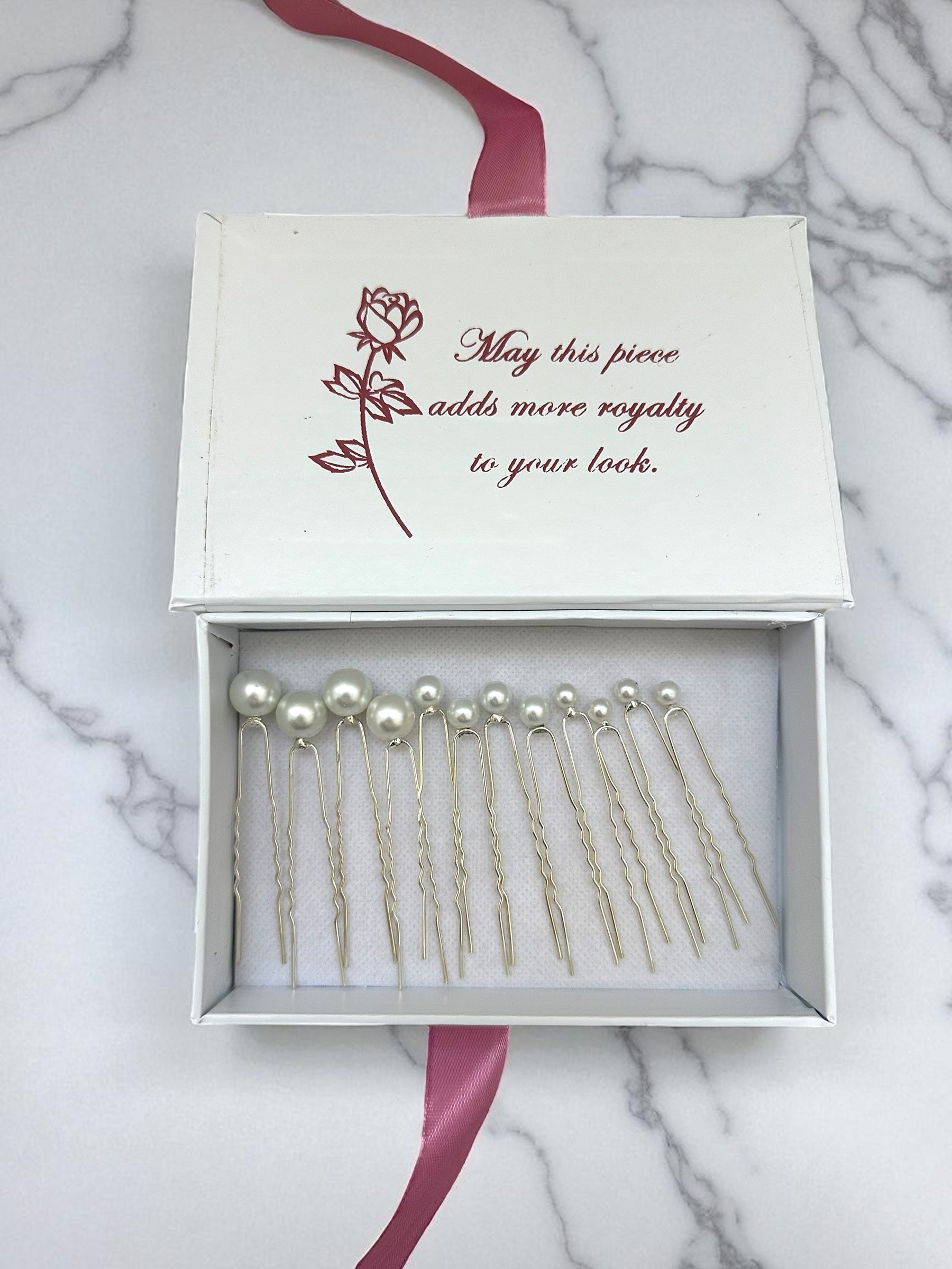 Pearls pins
