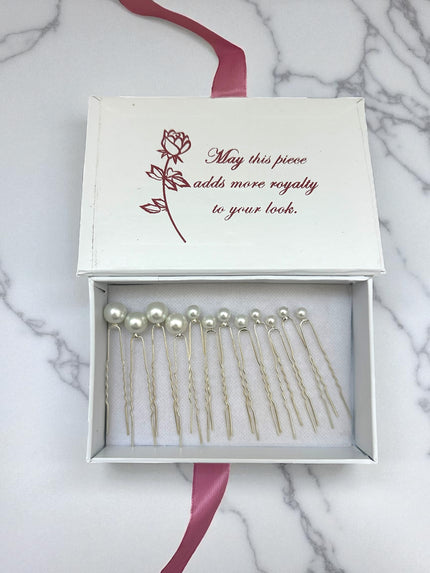Pearls pins