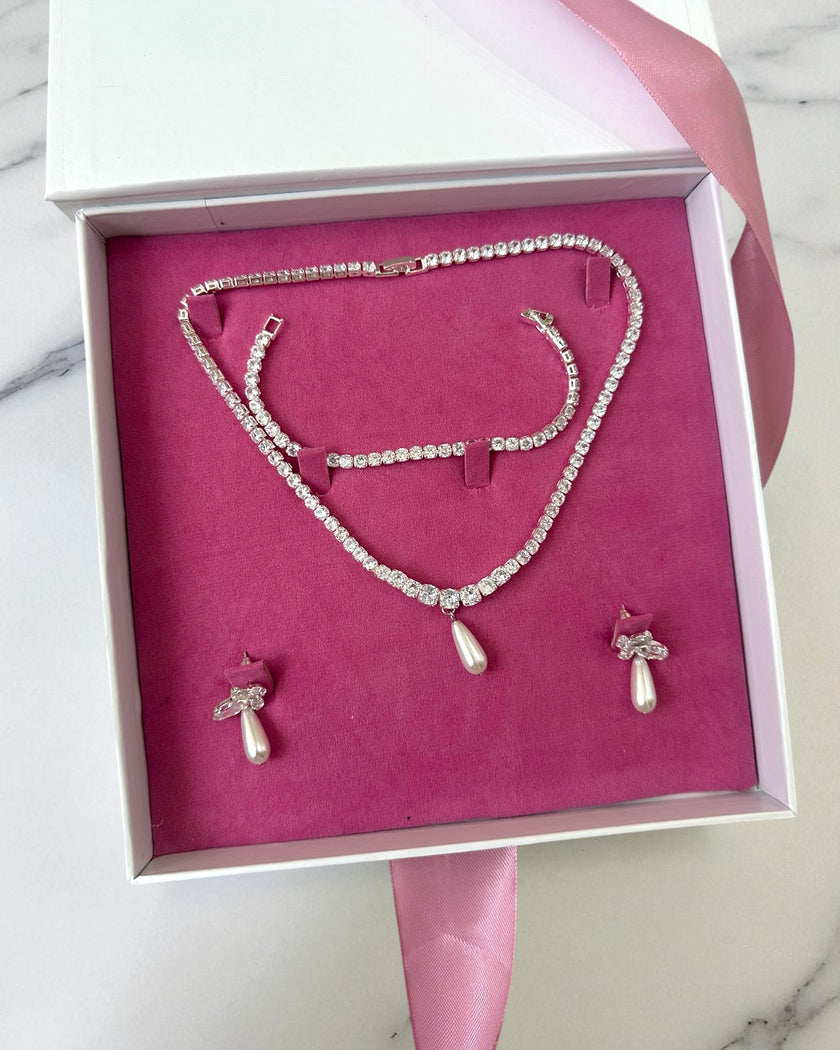 Pearl Drop Tennis Set