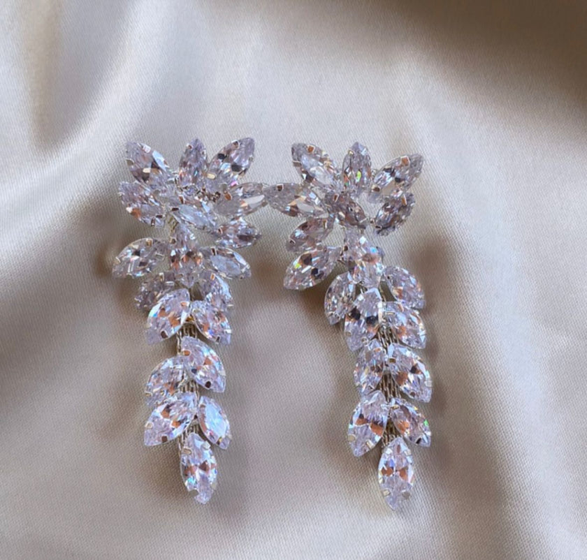 Zircon Dangling earrings