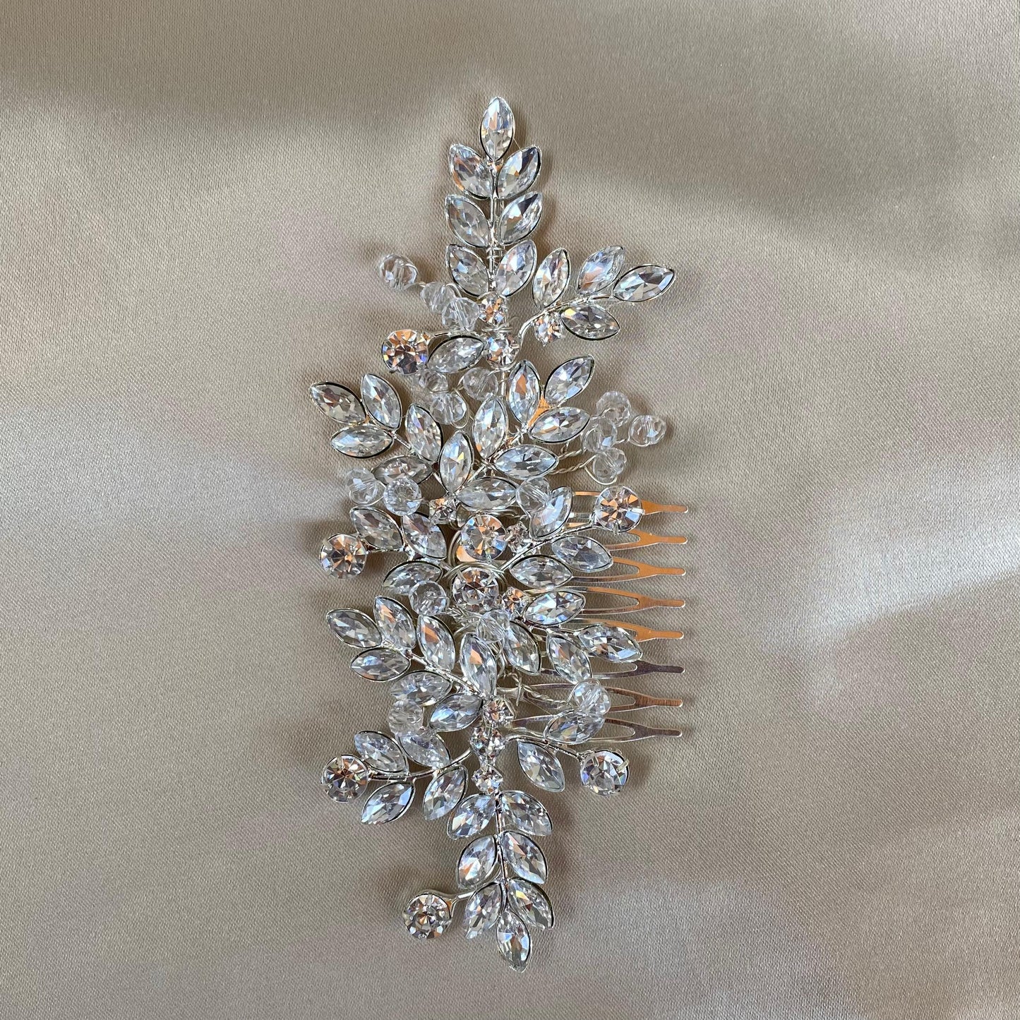 Gems & Crystals Comb