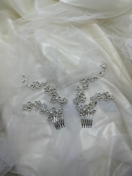 Crystals Curvy Comb