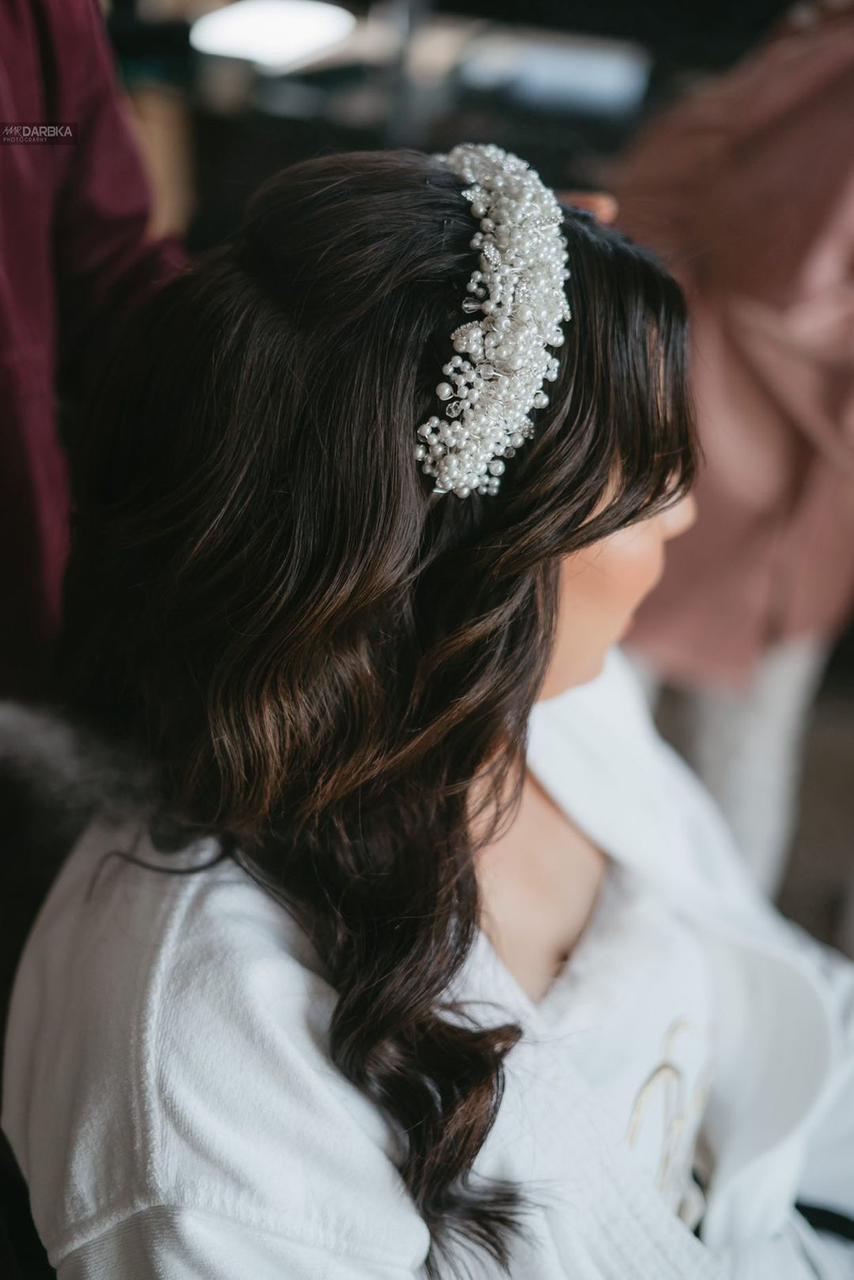 Pearly Headband.