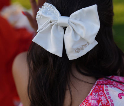 Small Date customizable Bow