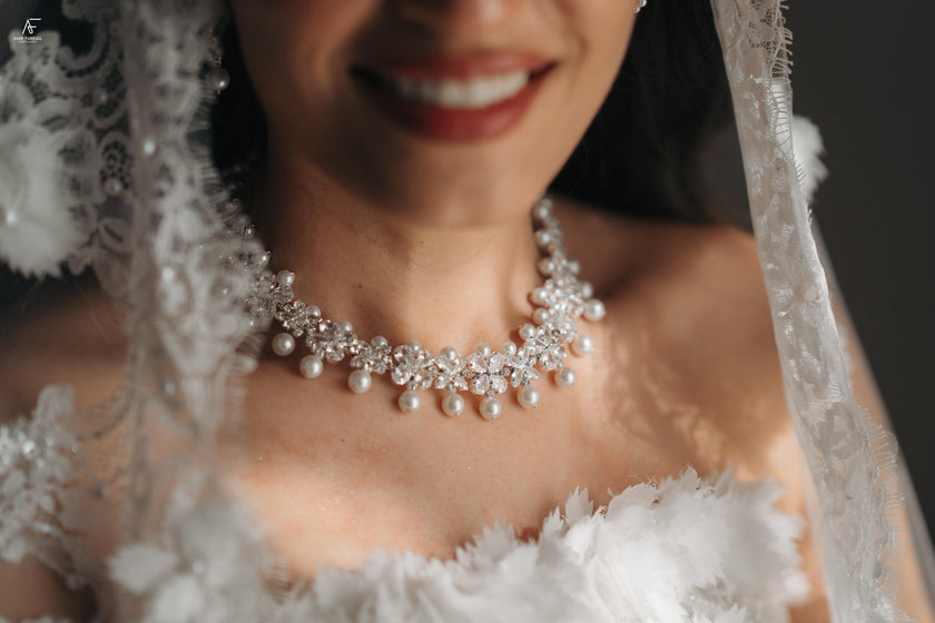 Zircon Choker Set